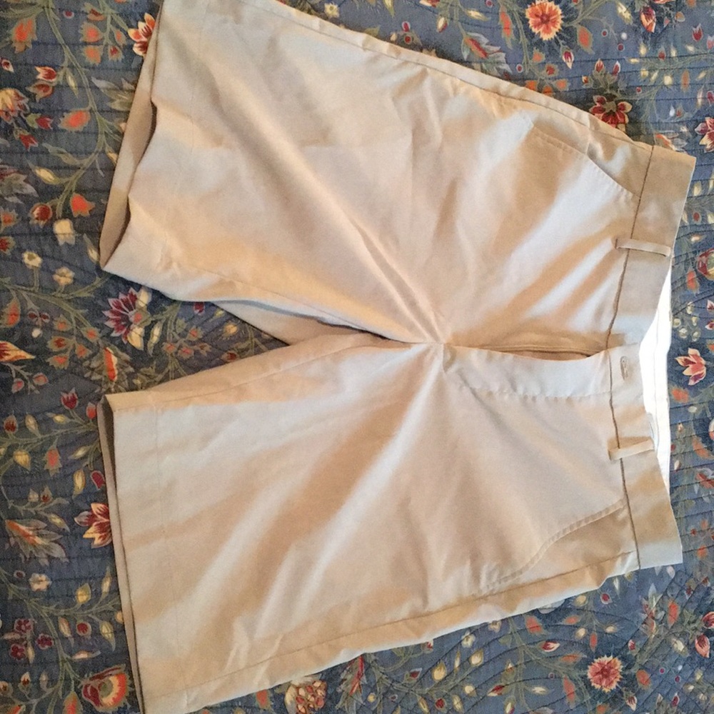 Golf shorts